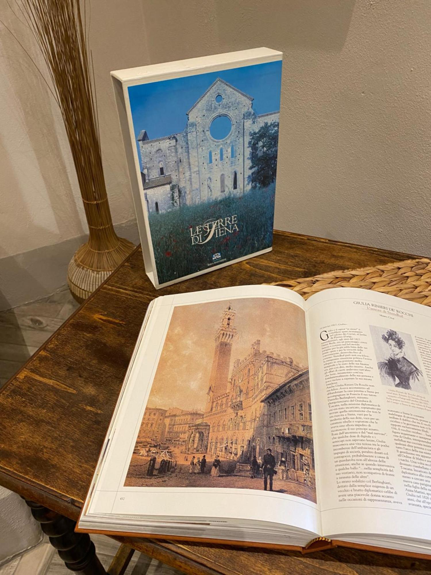 Loft Vicolo Di Vallepiatta 2 Min Piazza Del Campo Con Parcheggio Siena Luaran gambar